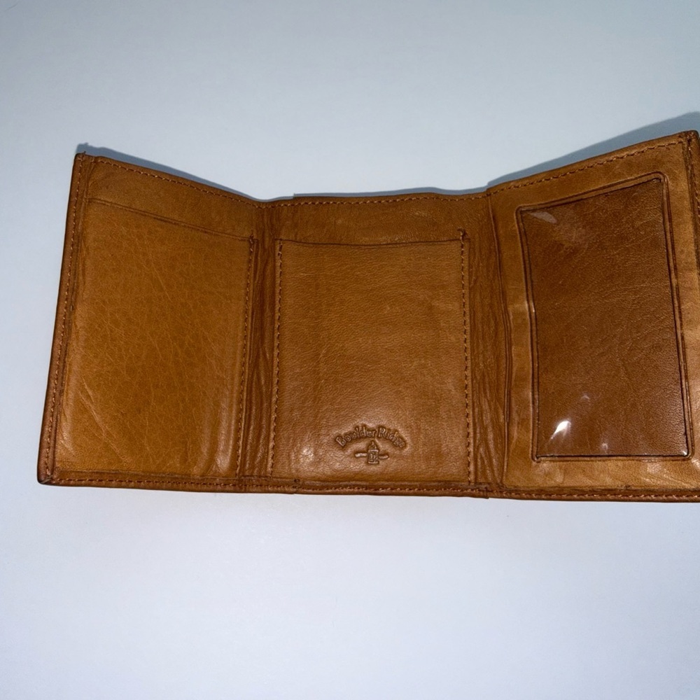 Boulder Ridge Leather Wallet with Key Holder - Picture 3 of 6
